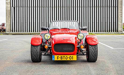 Martijns rode sportauto