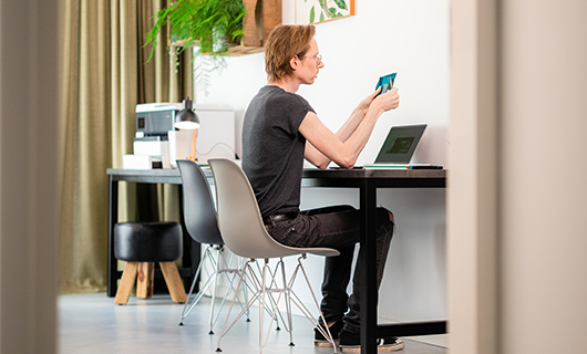 Mart in zijn rijtjeshuis